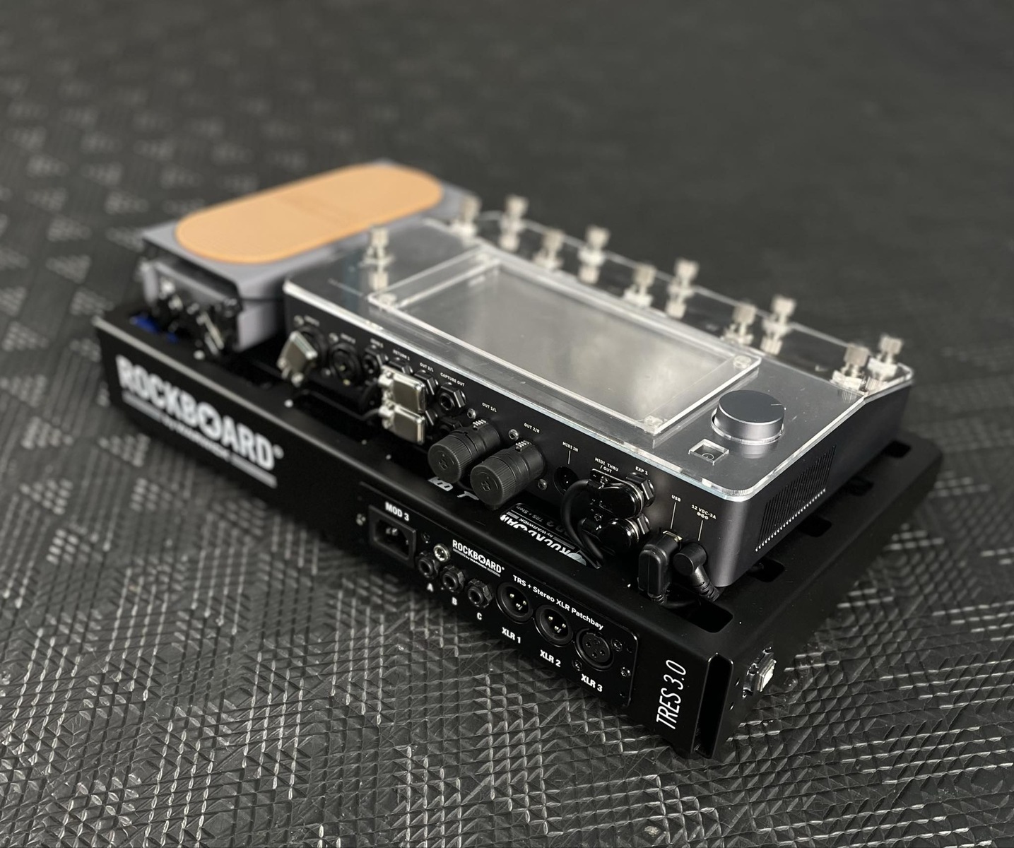 Music Gear Setup by teleblaster featuring RockBoard TRES 3.0