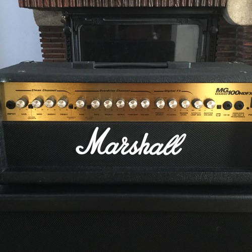 Photo of Marshall MG100HDFX in a amplifier