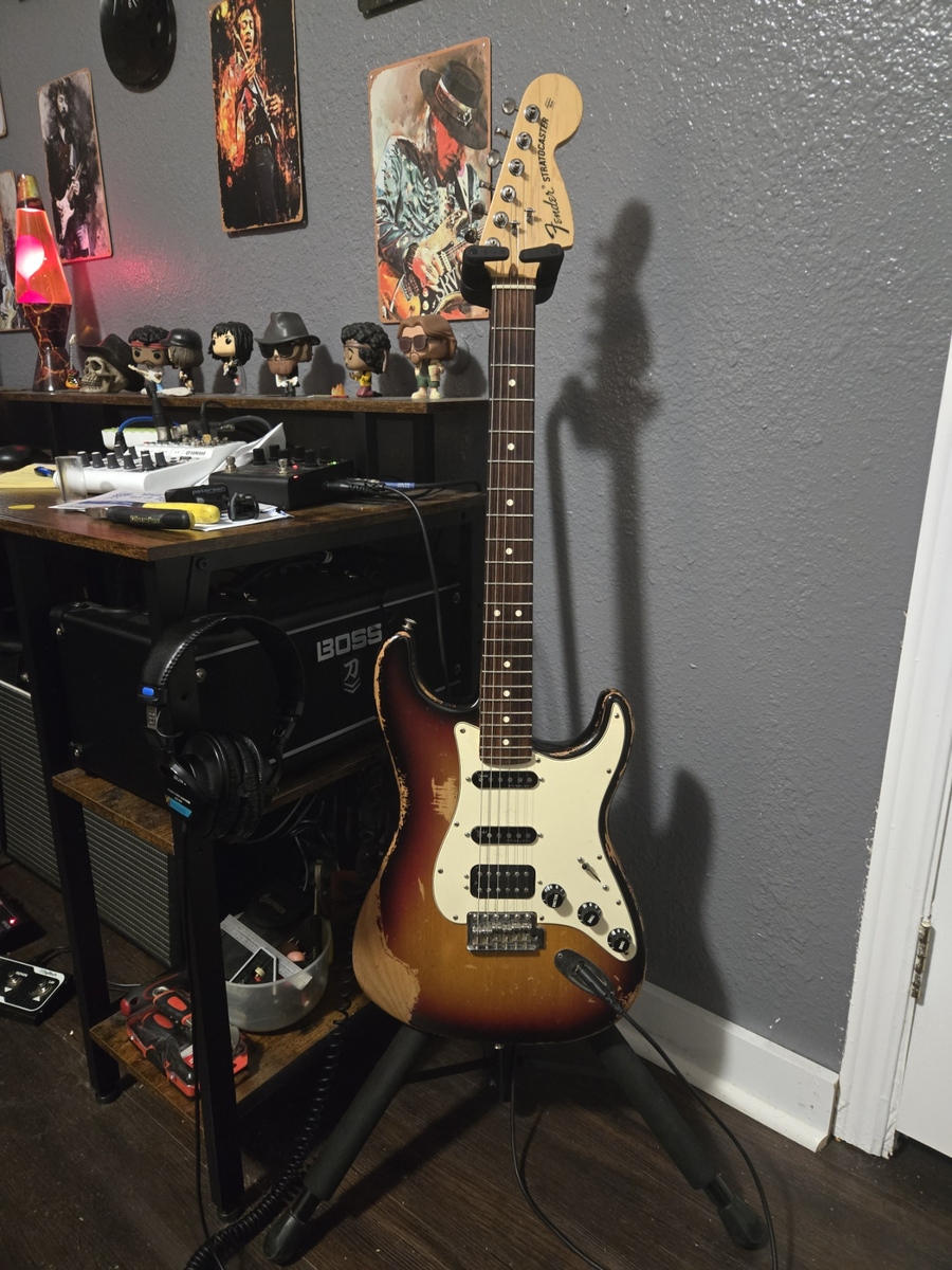 Fender Music Gear Setup by boogienorman featuring Fender Stratocaster Highway One HSS and Boss Katana Head