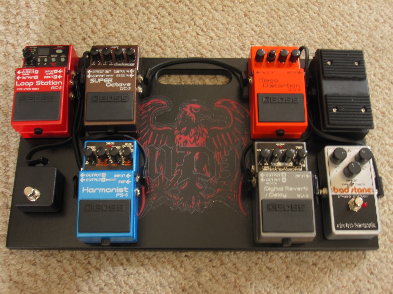 Boss Pedalboard by lygsrpuzz featuring Boss MD-2 Mega Distortion, Electro-Harmonix Bad Stone Nano, and Boss RV-3 Digital Reverb/Delay and 3 more pieces of gear