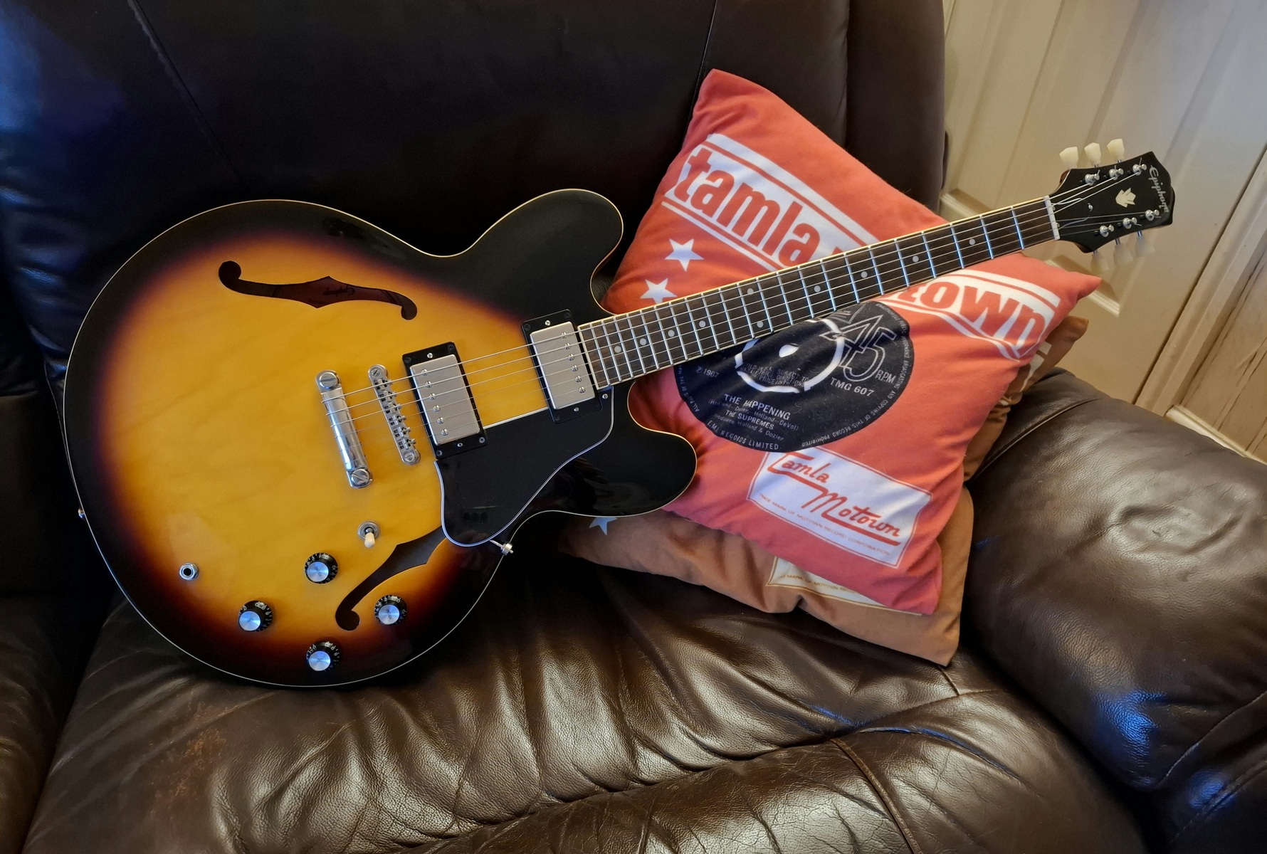 Music Gear Setup by lloydys featuring Epiphone Inspired by Gibson Dot ES-335
