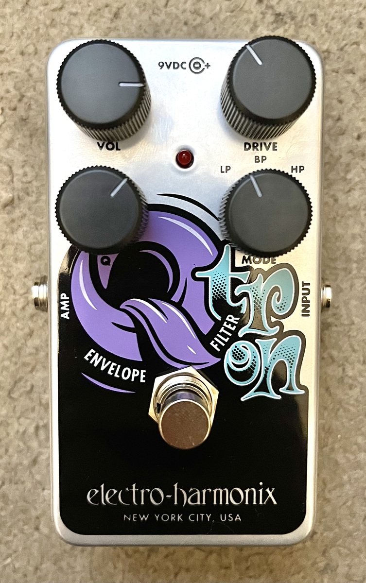 Pedalboard by akidcalledoutlaw featuring Electro-Harmonix Nano Q-Tron