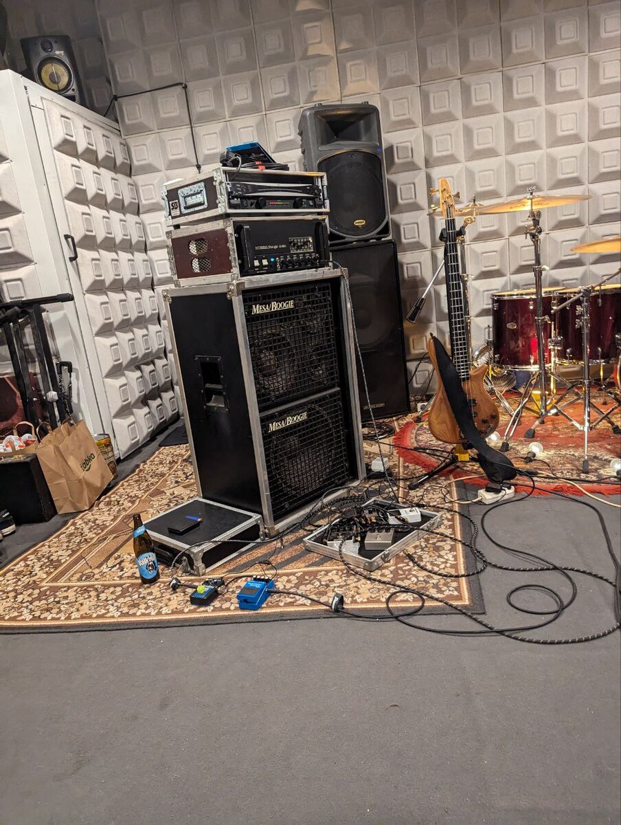 fishborvan's music gear photo
