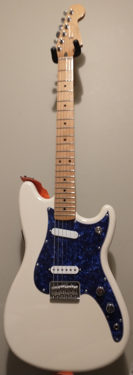 Music Gear Setup by hollywoodcrash featuring 2016 Fender Duo-Sonic