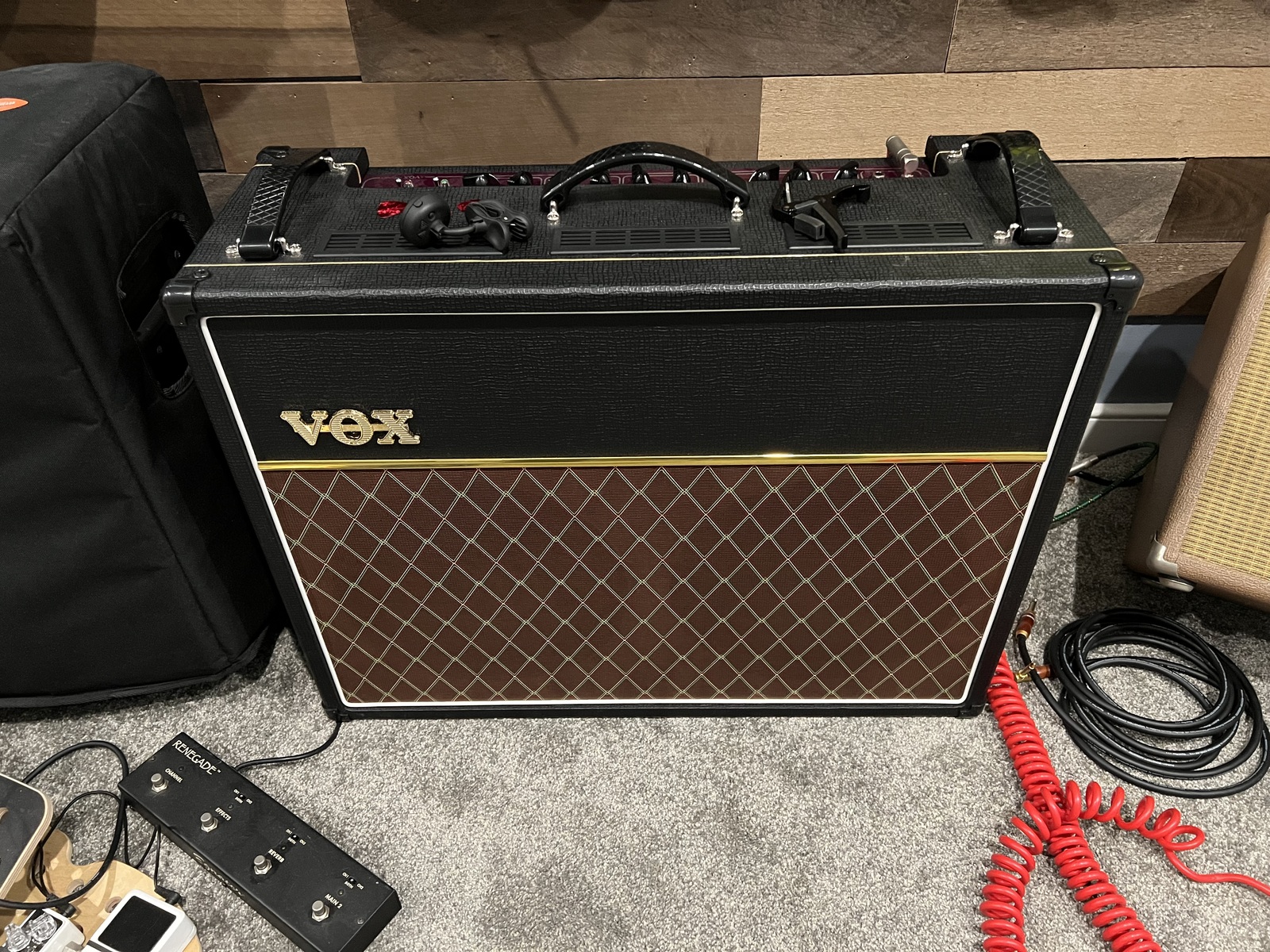 Amp Rig by jeffdpsm featuring Vox AC30C2