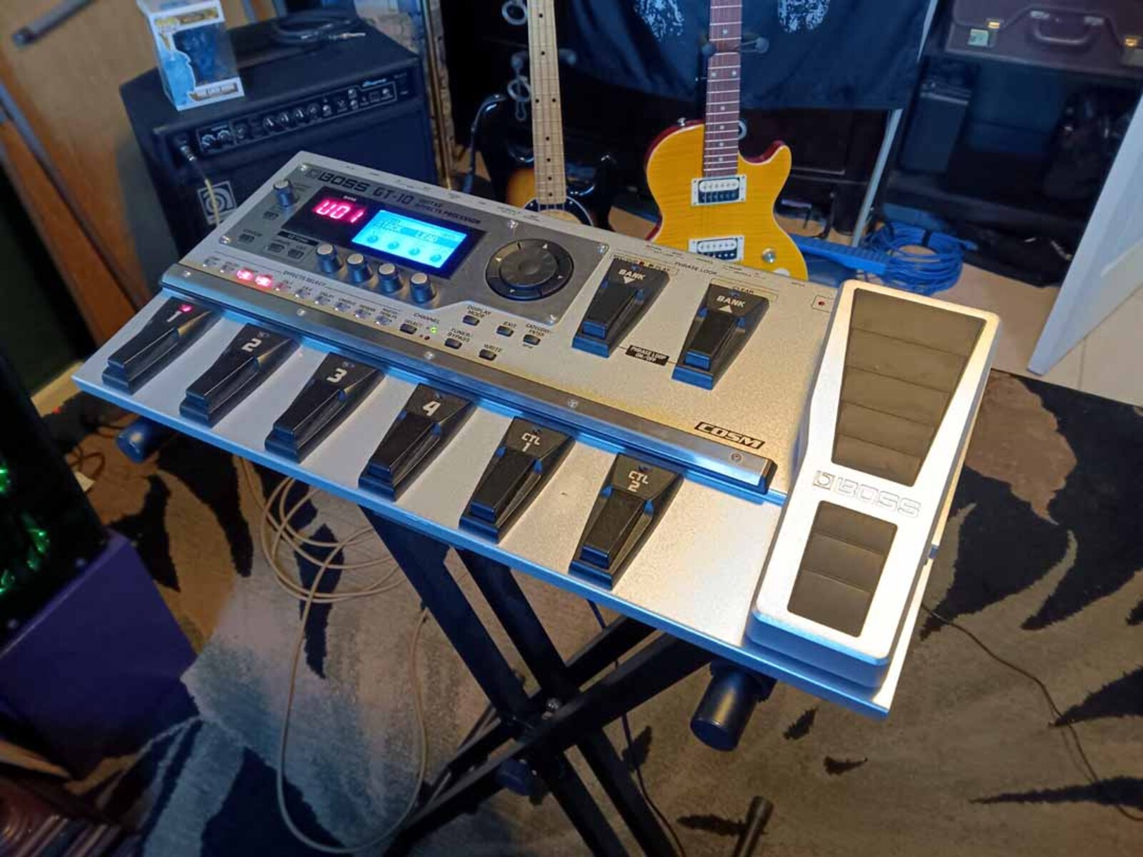 Metal Pedalboard by jeremy_crockett featuring Boss GT-10 Guitar Effects Processor