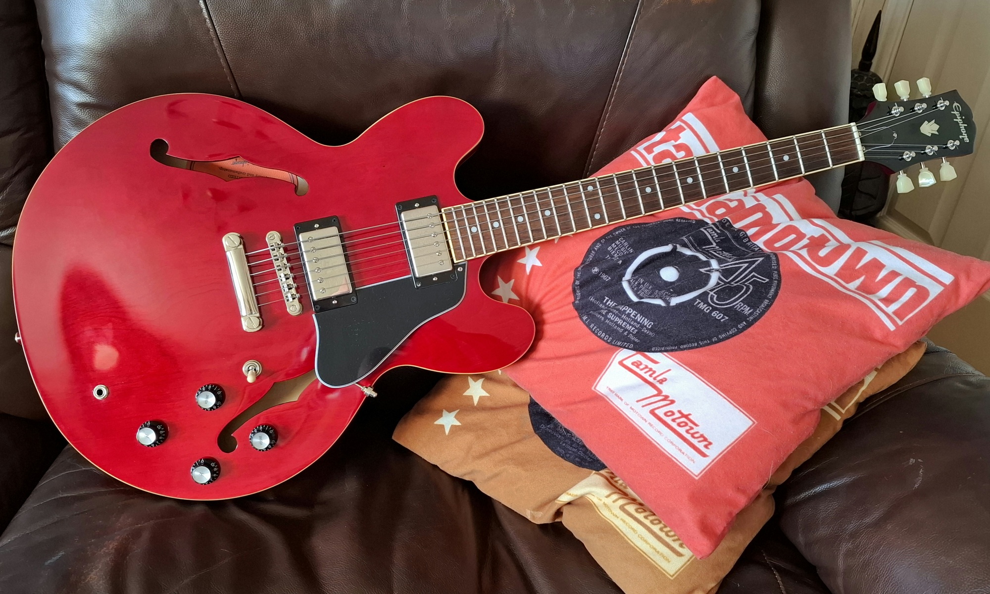 Music Gear Setup by lloydys featuring Epiphone Inspired by Gibson Dot ES-335