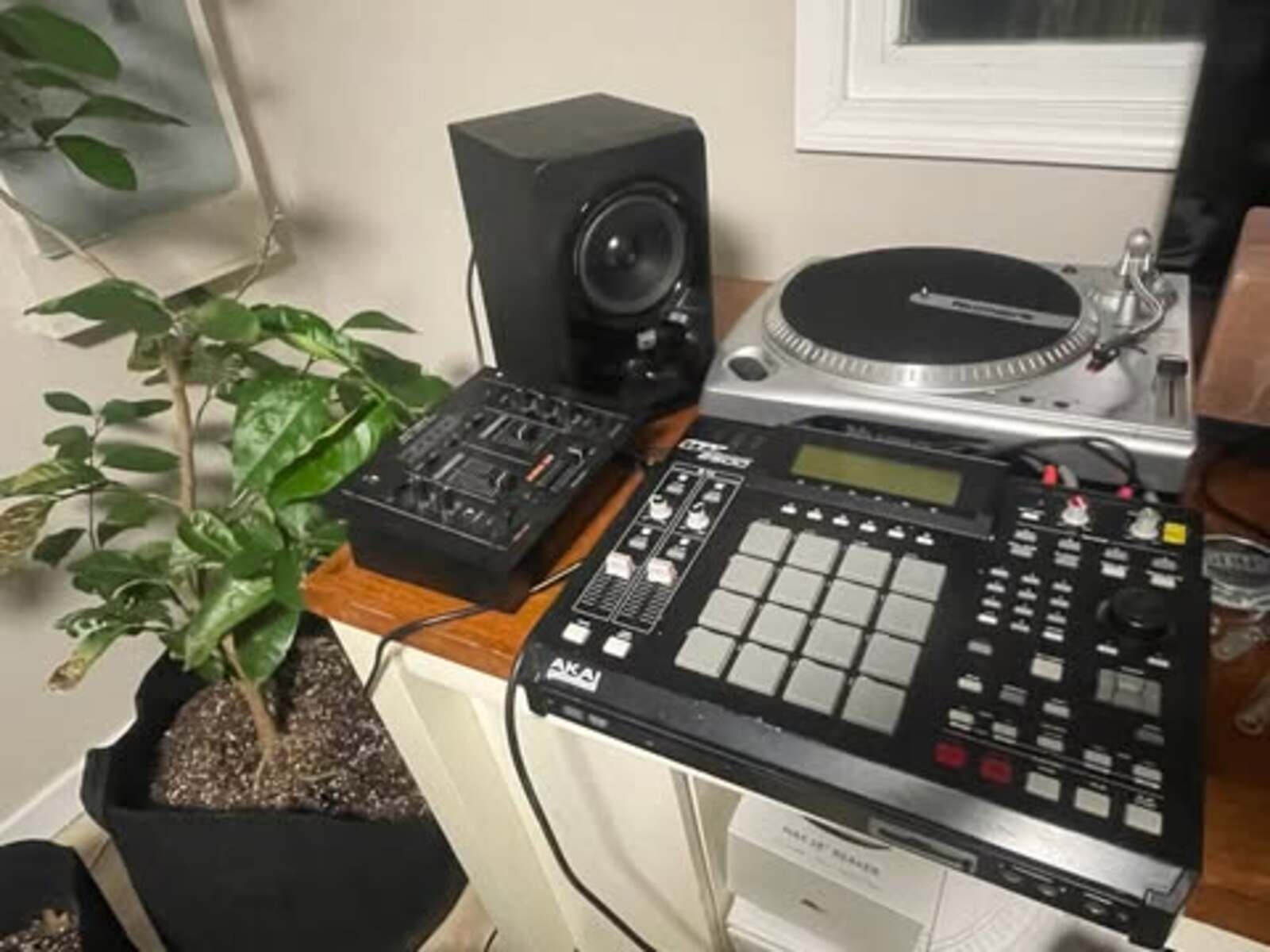 burnedoutlove's music gear photo