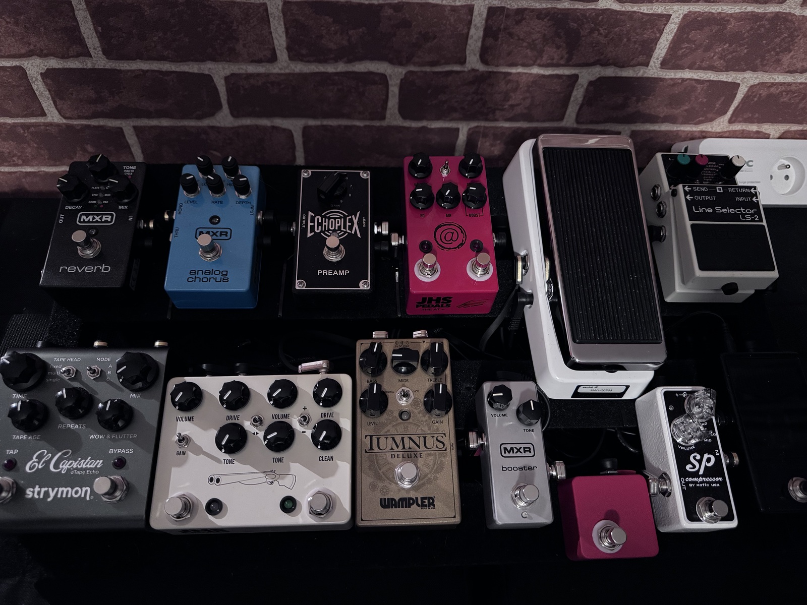 Pedalboard by guillaume_robert featuring Boss LS-2 Line Selector, Korg Pitchblack Custom, and Xotic Effects Wah XW-1 and 12 more pieces of gear