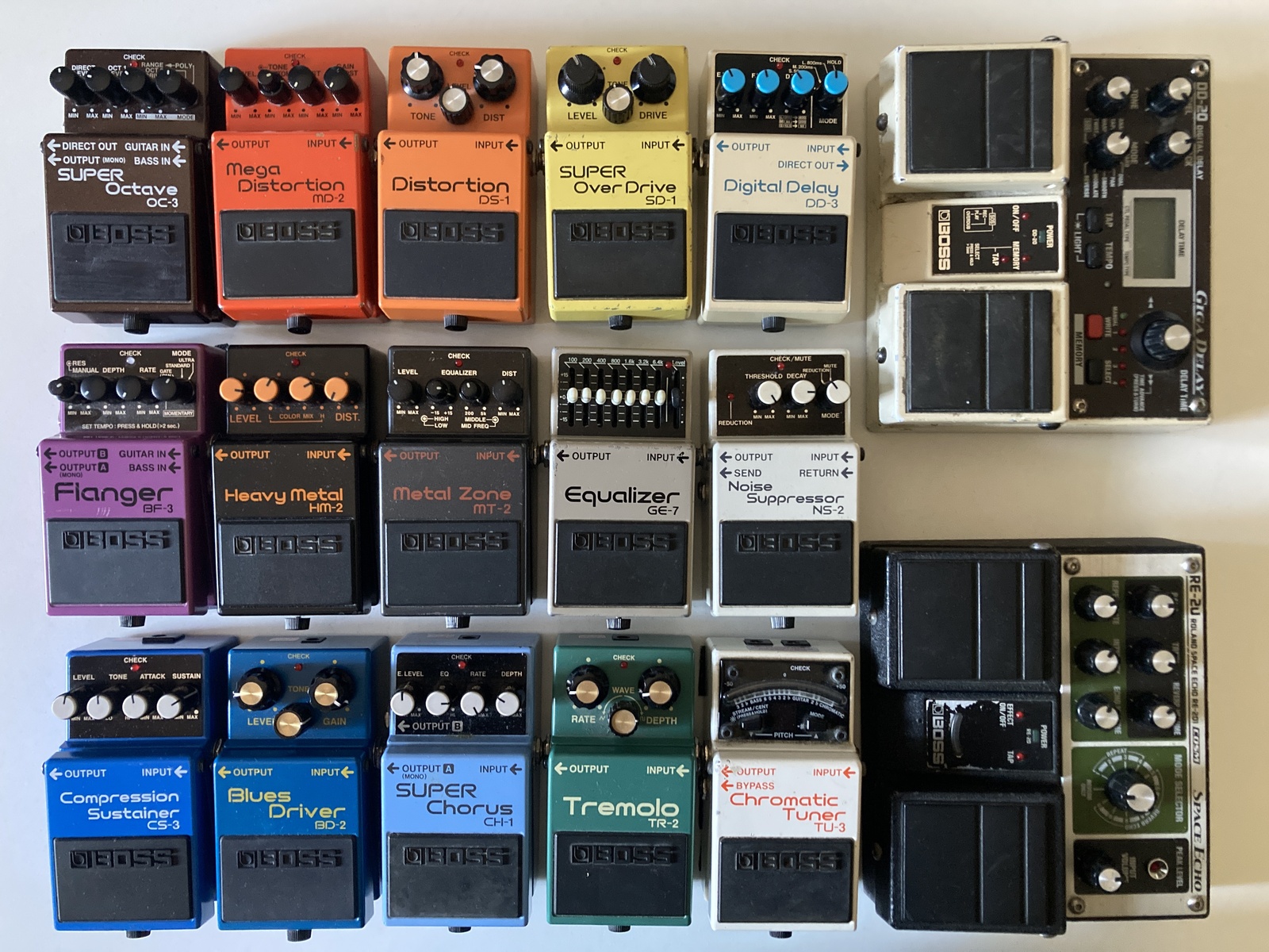 Pedalboard by alecani featuring Boss RE-20 Space Echo, Boss DD-20 Giga Delay, and Boss TU-3 Chromatic Tuner and 14 more pieces of gear