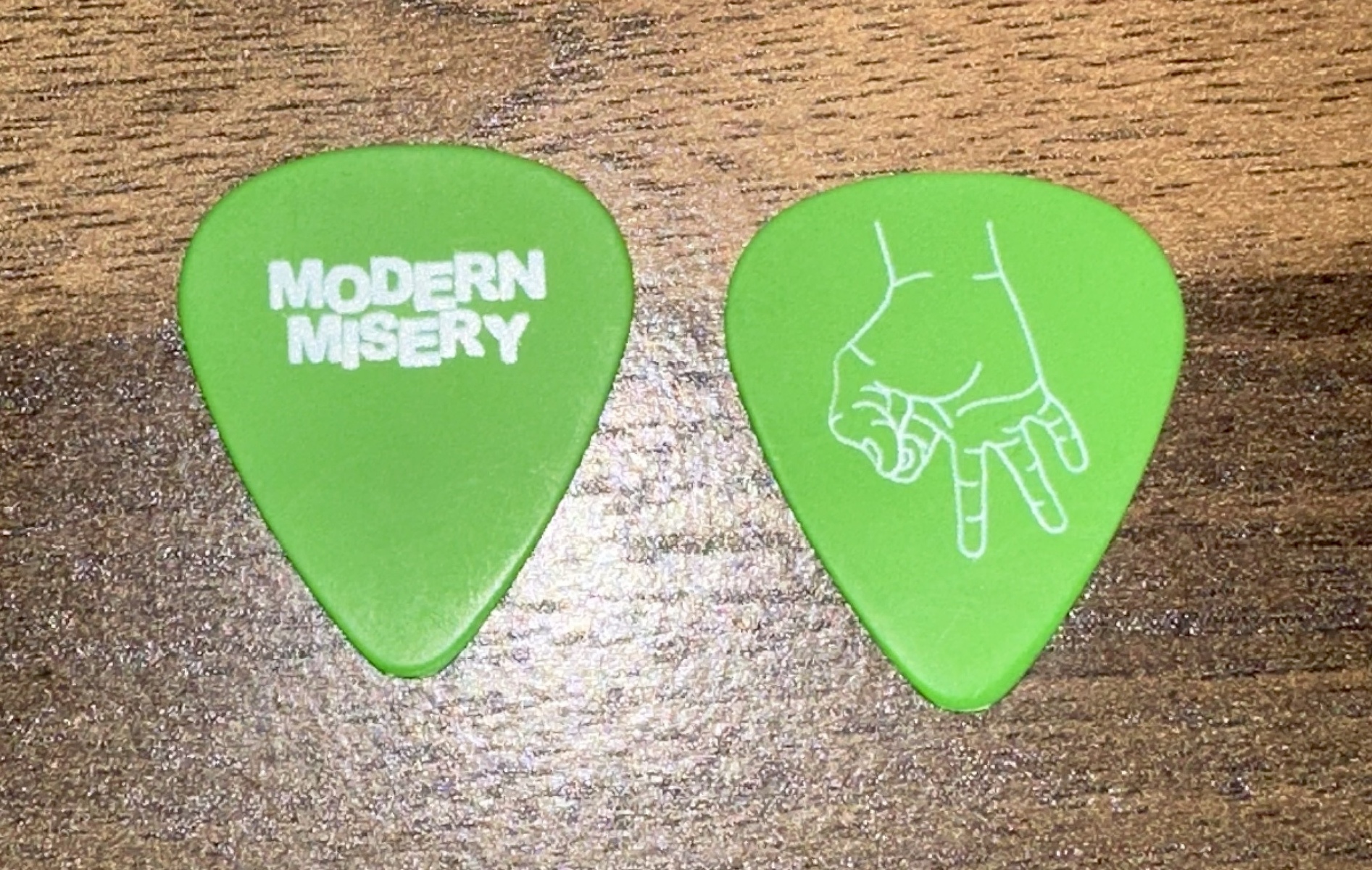 Music Gear Setup by modernmisery featuring D'Addario Duralin Standard 0.85mm pick