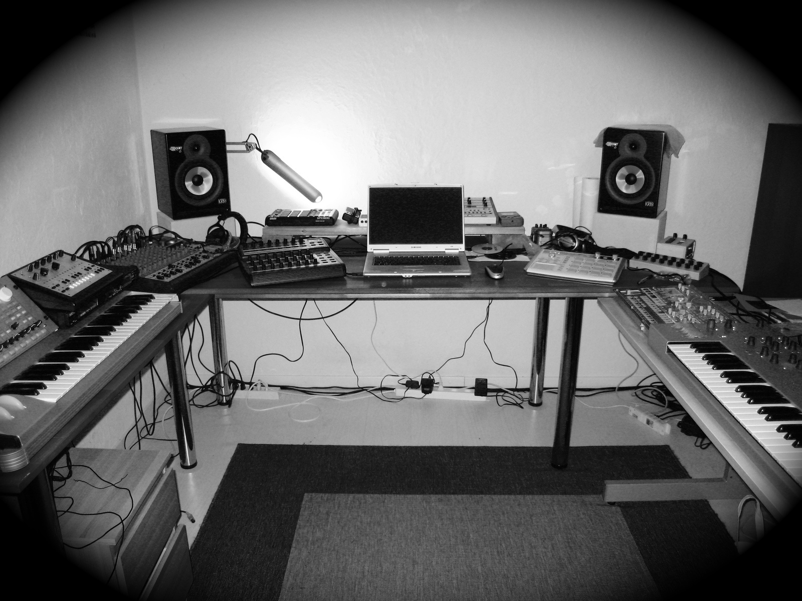 guitarman's music gear photo
