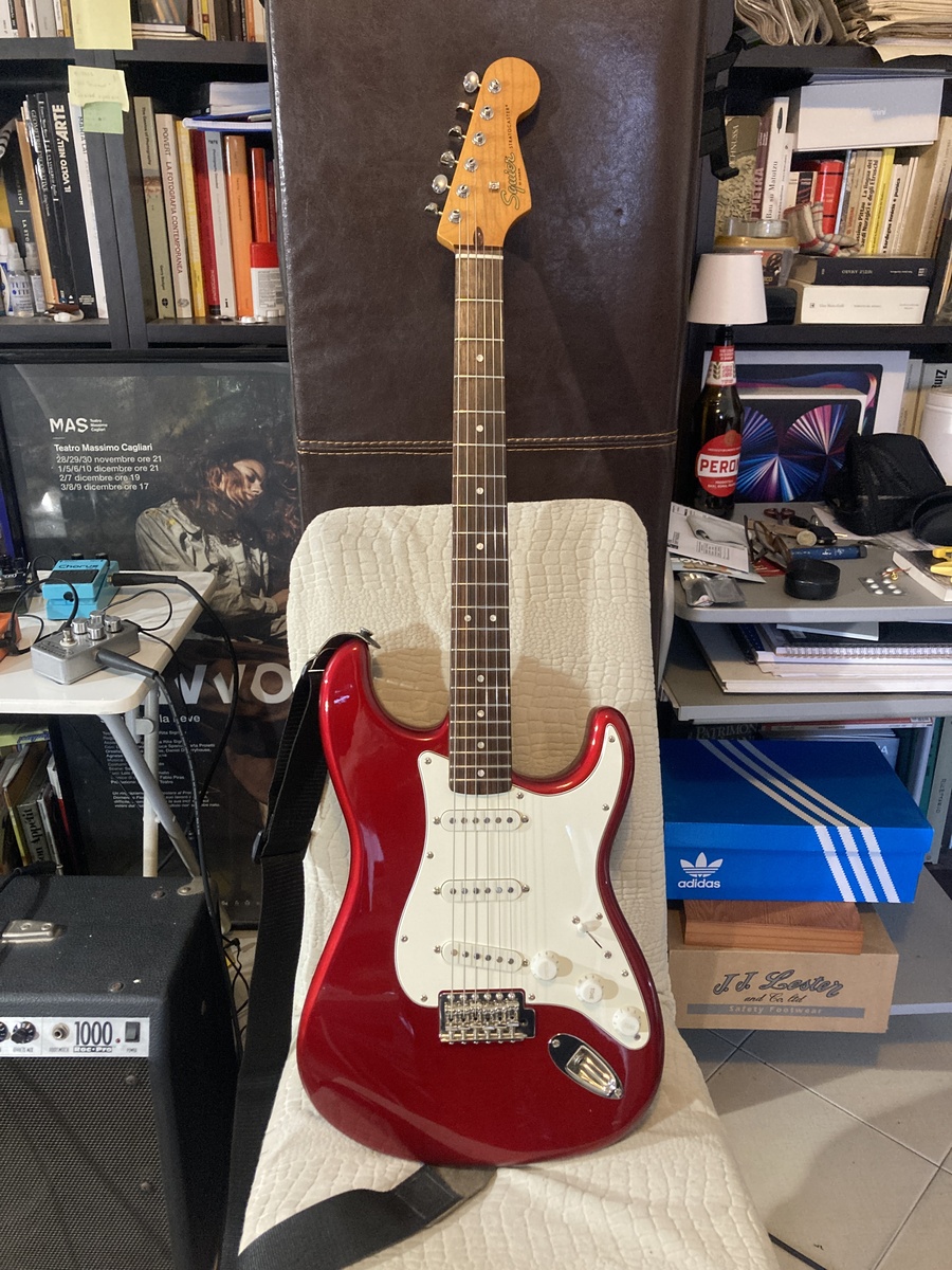 Music Gear Setup by alecani featuring Squier Classic Vibe '60s Stratocaster