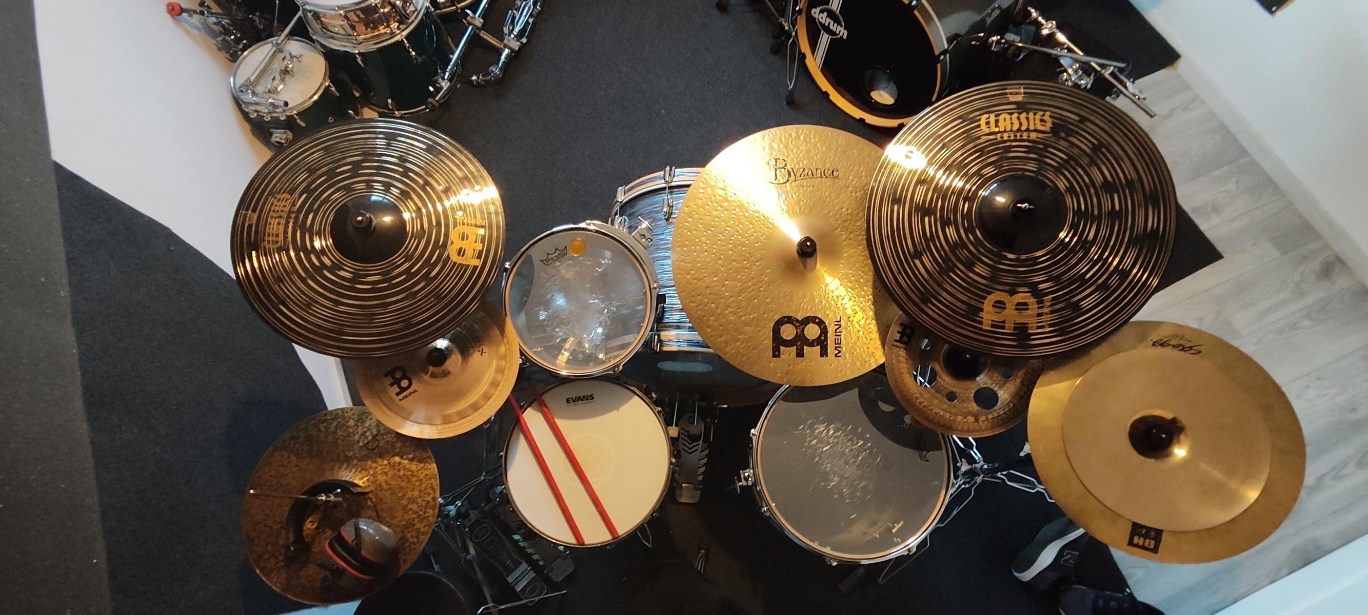 Music Gear Setup by xmarcelx1405 featuring Gretsch Renown Maple Drumset