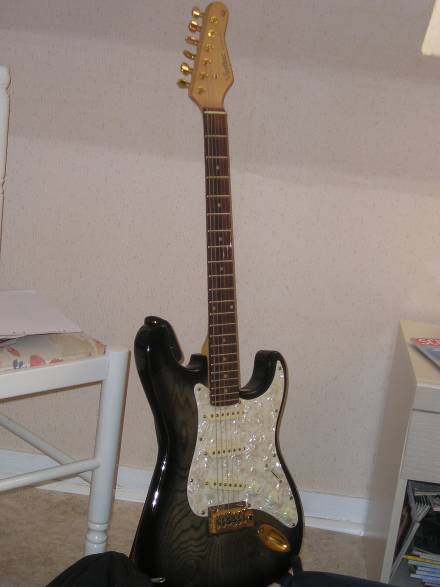 Music Gear Setup by sky022 featuring Vester Stratocaster Traditional Series