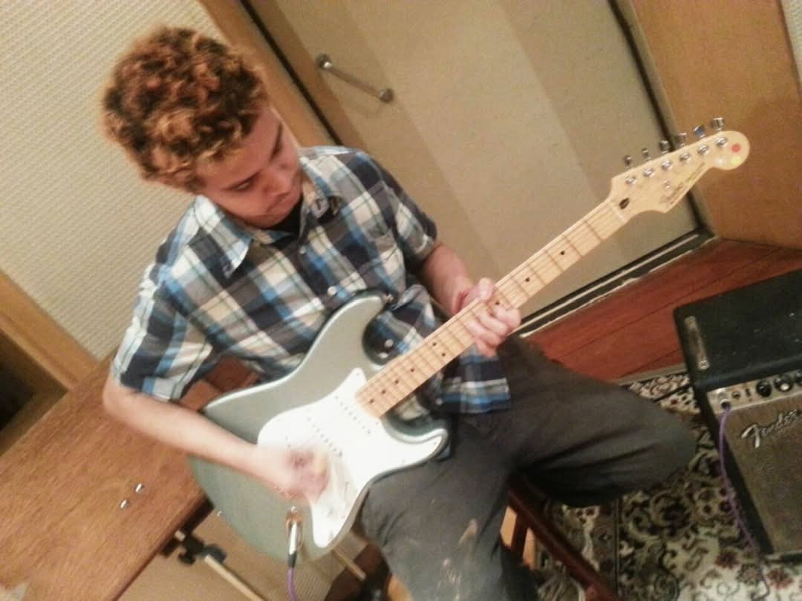 Country Studio Setup by joaoribeiro featuring Fender Mexican Stratocaster, Tecniforte Cable RAI, and Fender 'Silverface' Twin Reverb (1972-1976)