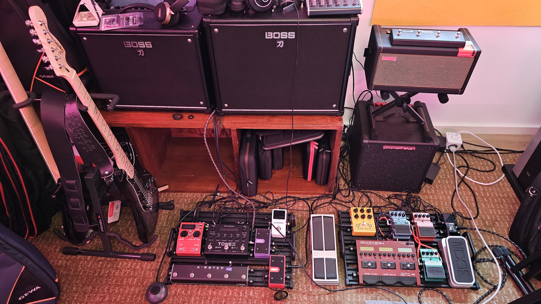 Blues Pedalboard by luis_dj featuring Boss Katana-50, Boss Katana-100, and Positive Grid Spark and 1 more piece of gear