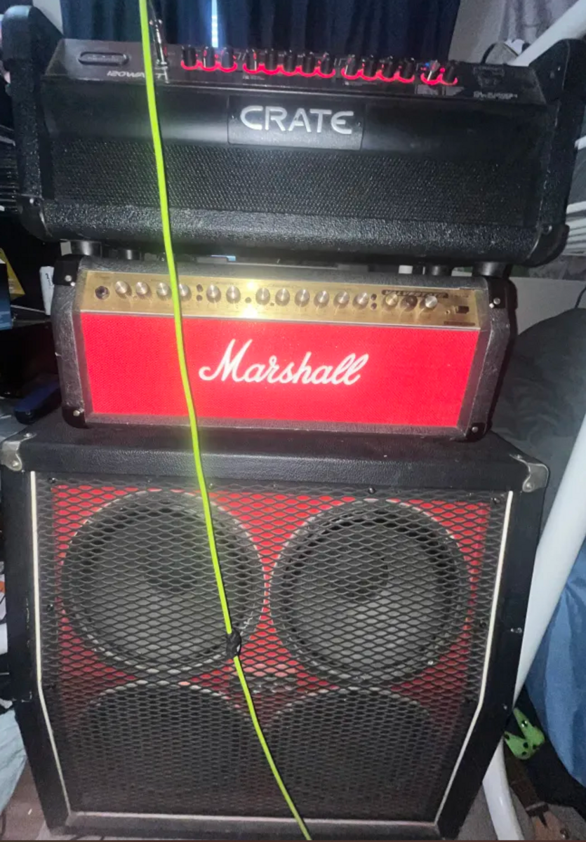 Live Rig by dakoda featuring Crate GLX1200H 120W Guitar Amplifier Head, Marshall Valvestate VS100 Head, and Carvin C412T Legacy 4x12 Cabinet