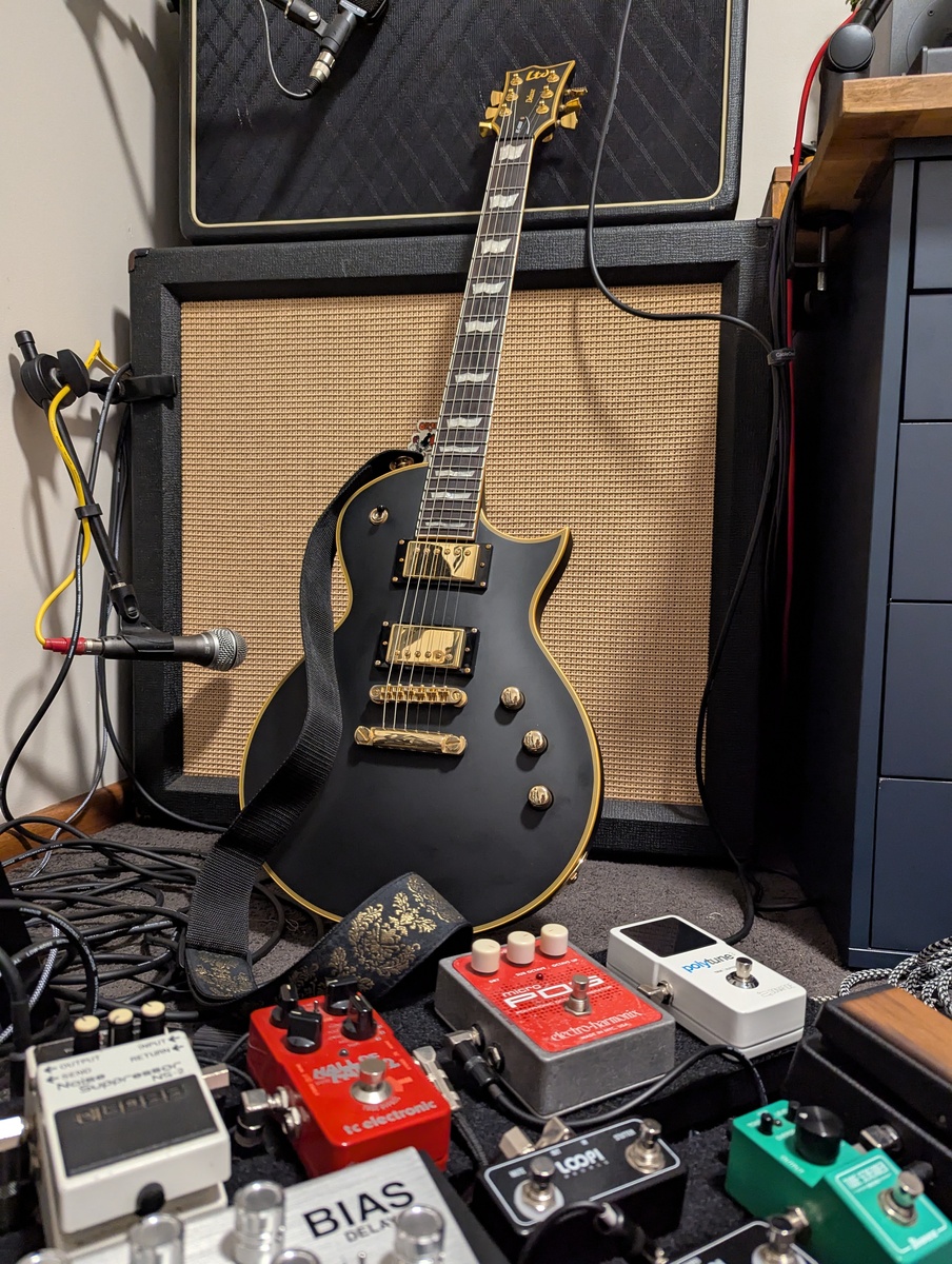 Music Gear Setup by samgraffeo featuring LTD EC-1000 Duncan