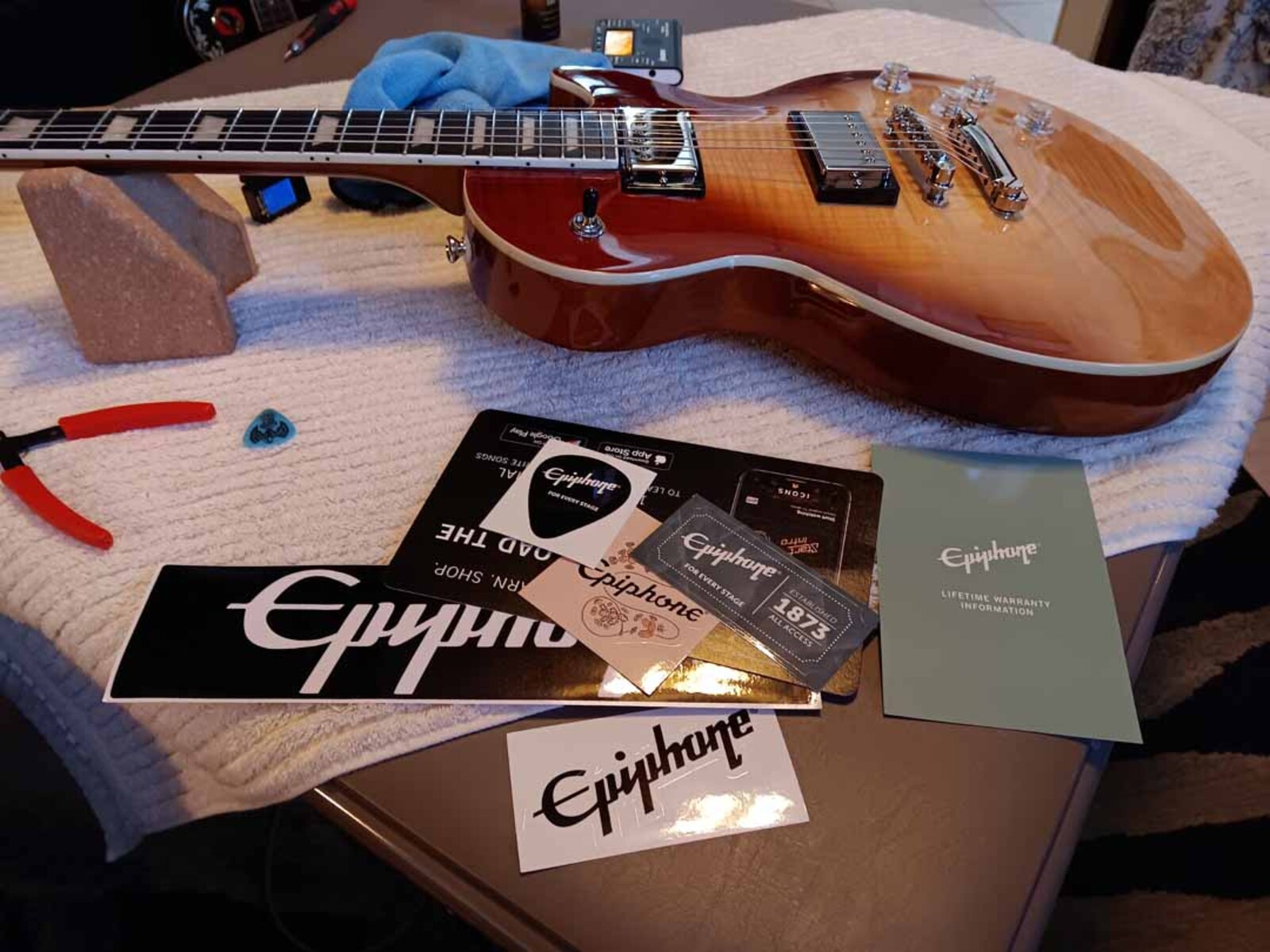 Music Gear Setup by jeremy_crockett featuring Epiphone Les Paul Modern