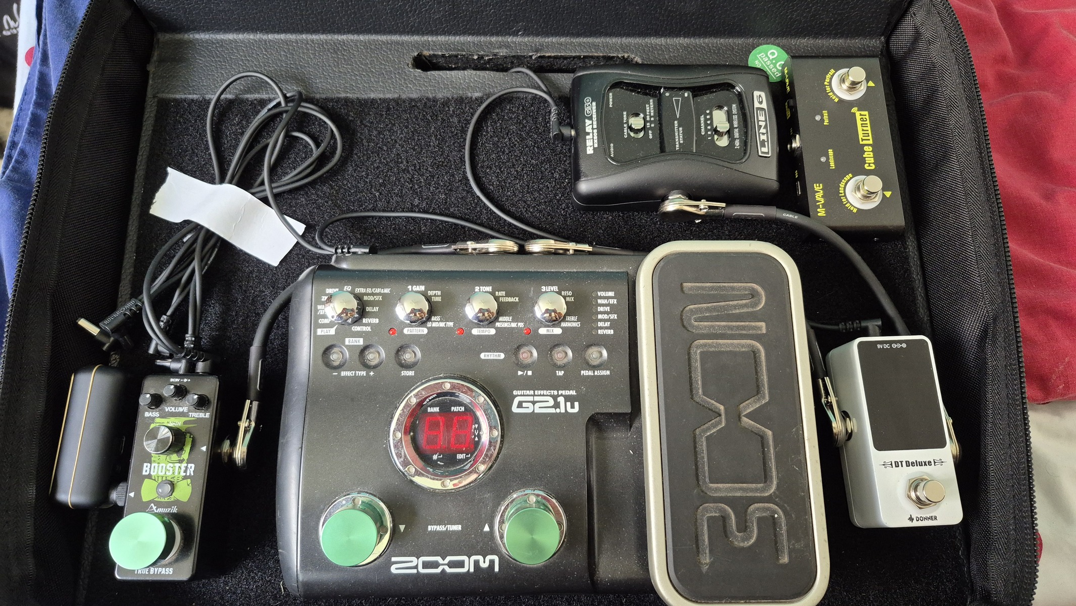 Metal Pedalboard by amit_meir featuring Donner DT Deluxe Guitar Tuner, MXR DCP Patch Cable 6" Guitar Cable, and Line 6 Relay G30 and 3 more pieces of gear