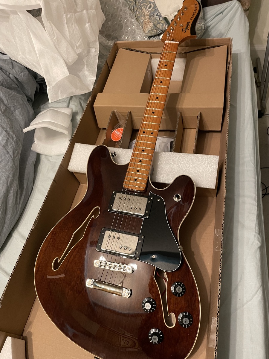 Music Gear Setup by hobie featuring Squier Classic Vibe Starcaster