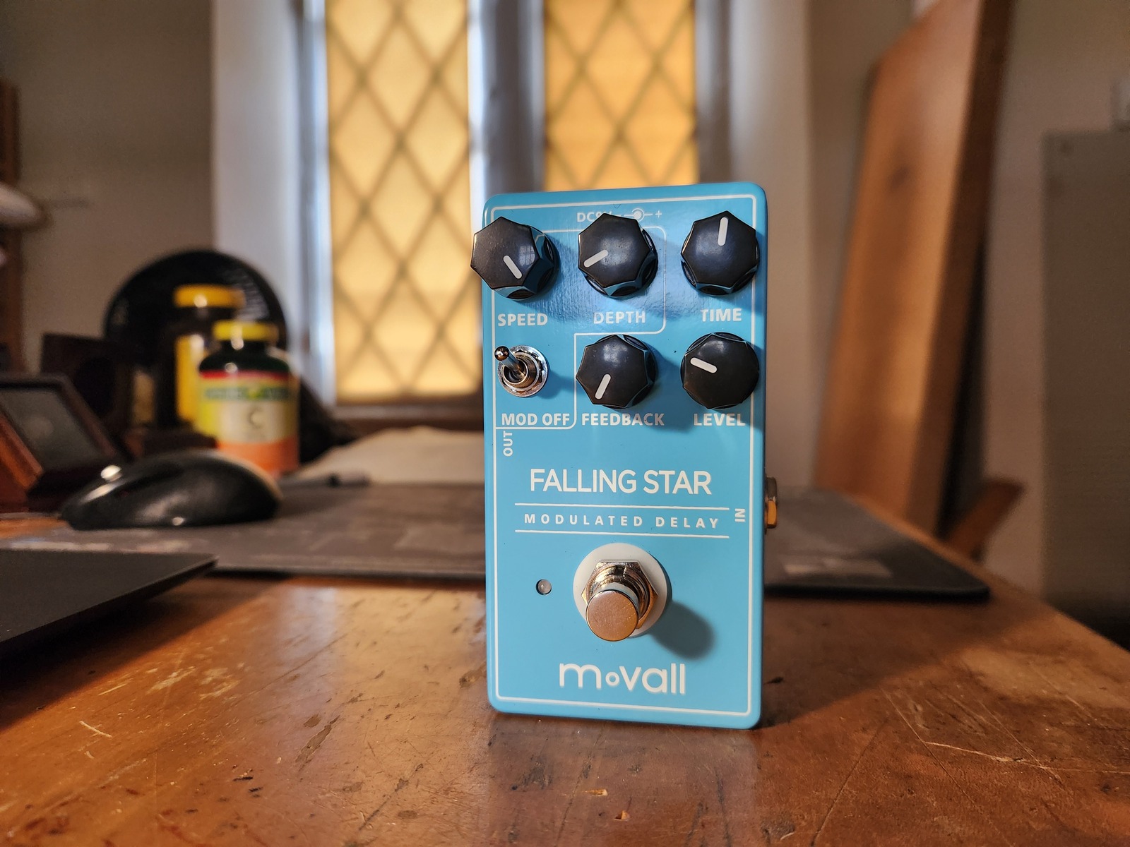 Pedalboard by klabunde featuring MOVALL MP104 Falling Star Modulated Delay
