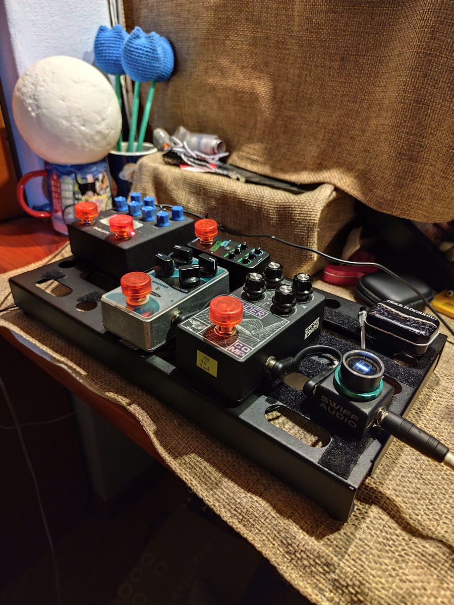 Pedalboard by catarockheart featuring NuX NBP-5 Melvin Lee Davis Signature Bass Preamp + DI 2020, Swiff Audio C10 Tuner Mini Pedal, and Keeley C4 Compressor and 1 more piece of gear