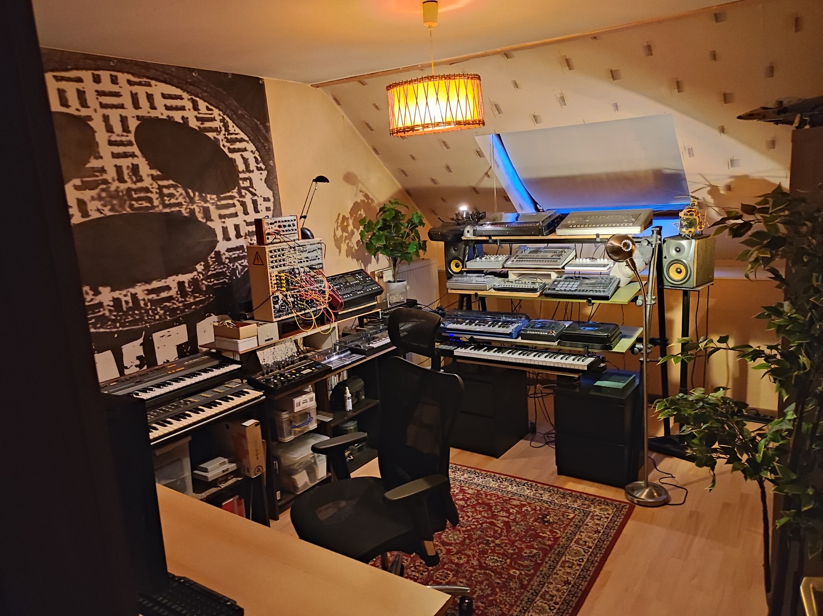 tunnelone's music gear photo