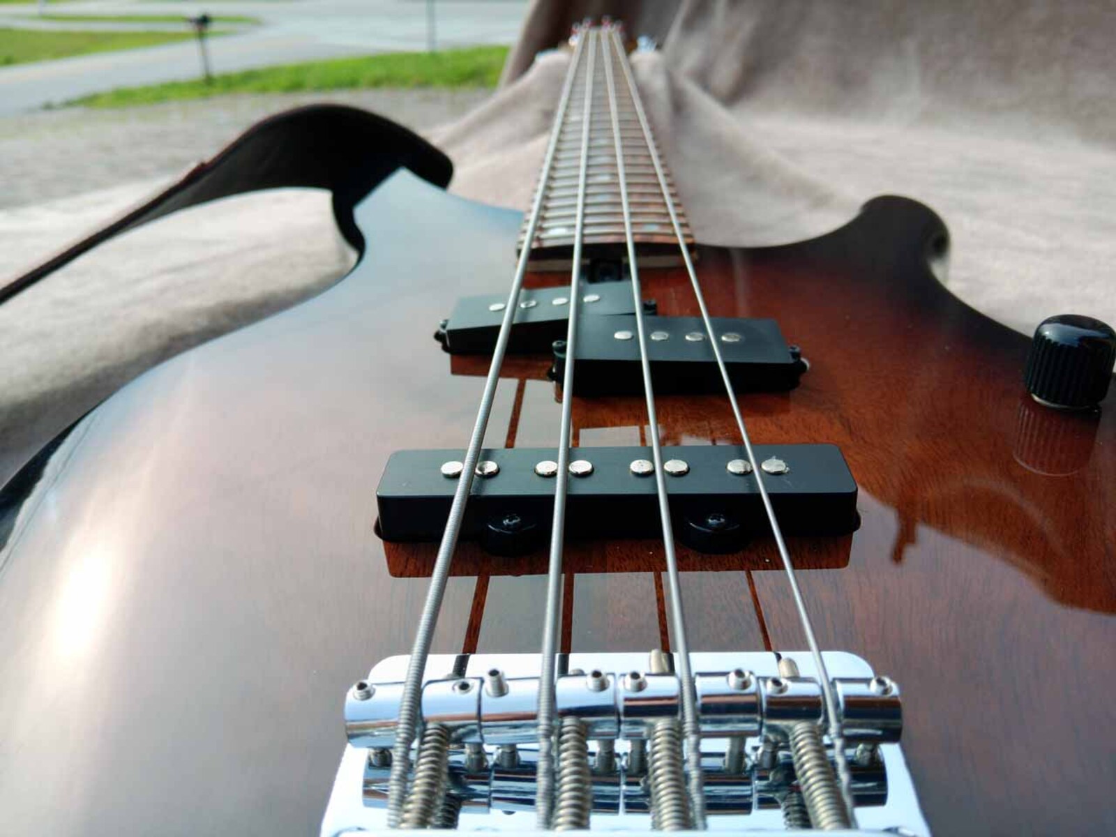 Music Gear Setup by jeremy_crockett featuring Yamaha Mango Wood 4-String Electric Bass Guitar
