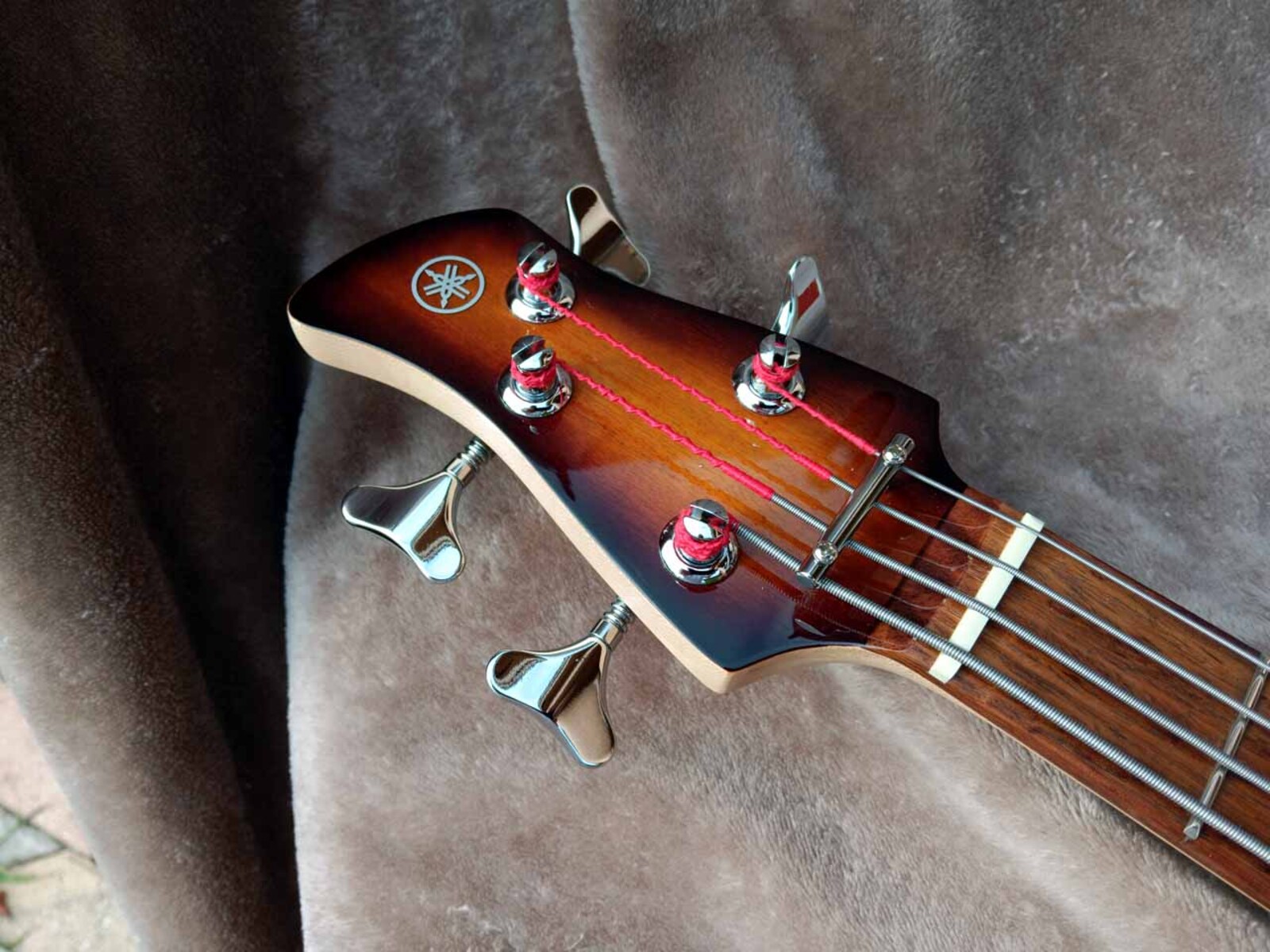 Music Gear Setup by jeremy_crockett featuring Yamaha Mango Wood 4-String Electric Bass Guitar