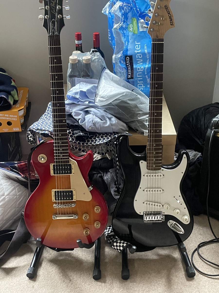 Ernie Ball Amp Rig by the_don07 featuring Epiphone Les Paul 100, Fender Starcaster Stratocaster, and Marshall Valvestate 8080 and 2 more pieces of gear