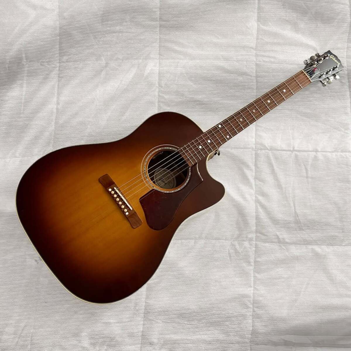 Music Gear Setup by pmk featuring Gibson J-15