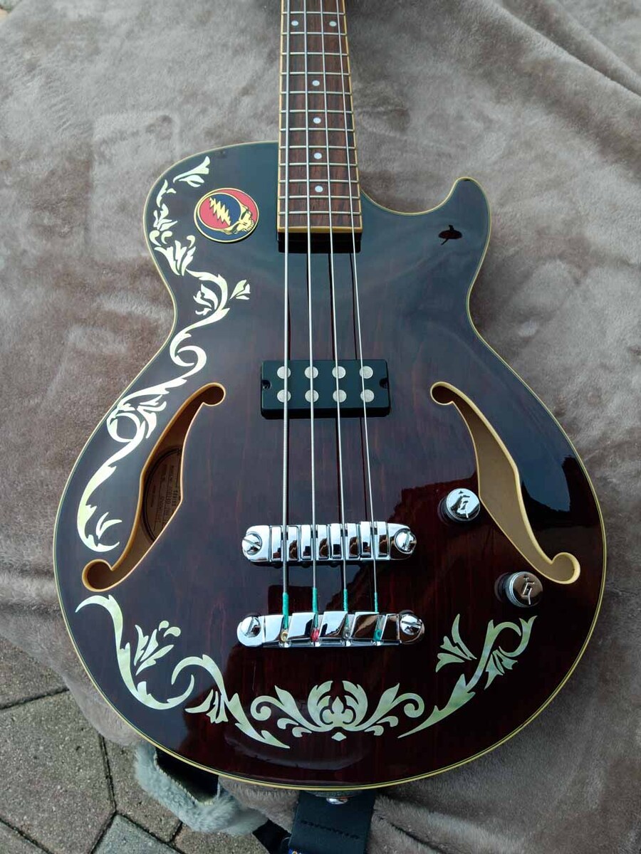 Music Gear Setup by jeremy_crockett featuring Ibanez Artcore AGB140 Semi-Hollowbody