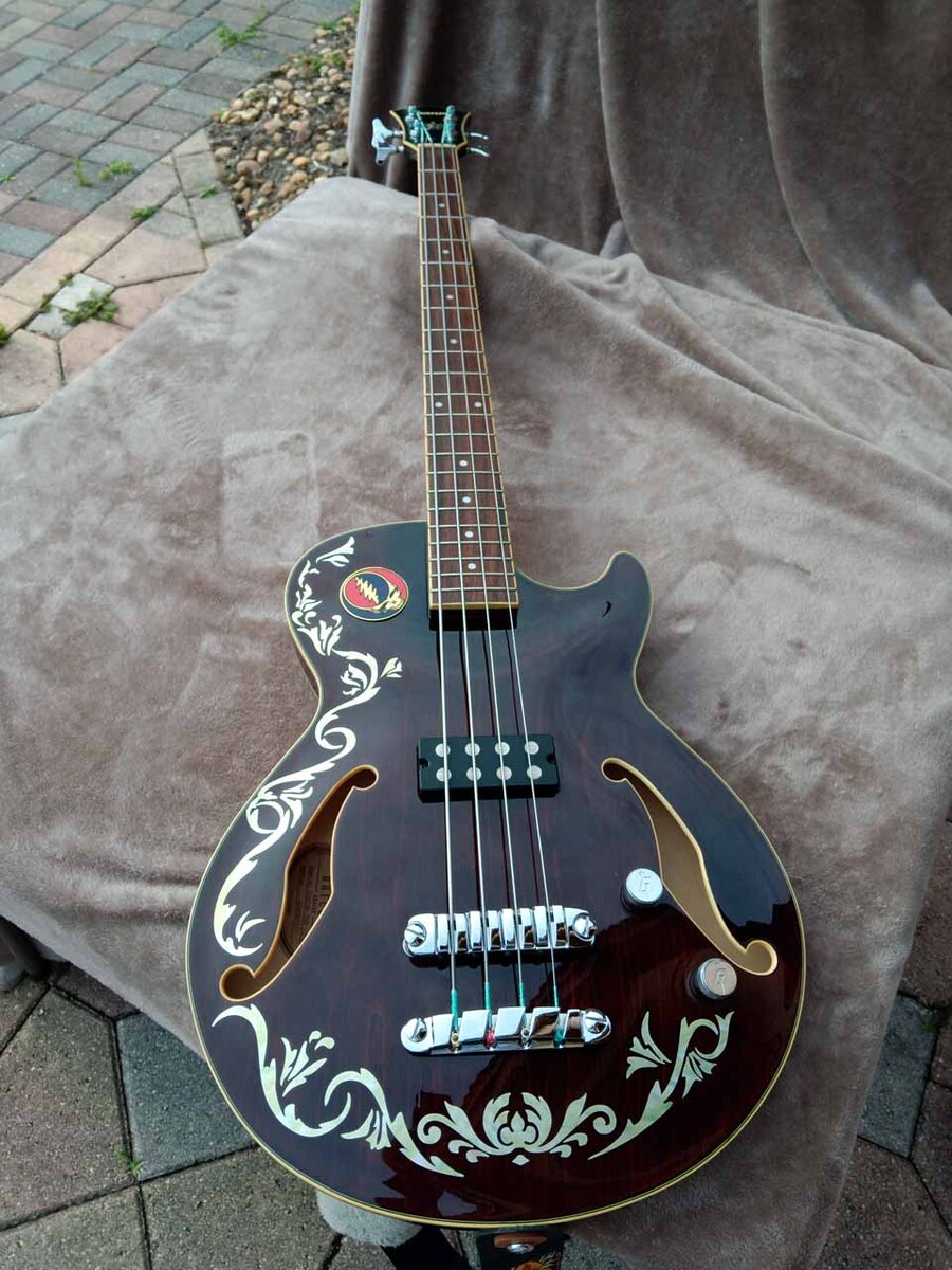 Music Gear Setup by jeremy_crockett featuring Ibanez Artcore AGB140 Semi-Hollowbody