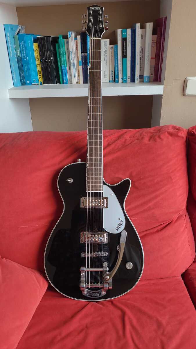 Music Gear Setup by aravin_dhillon featuring Gretsch Electromatic Jet Baritone
