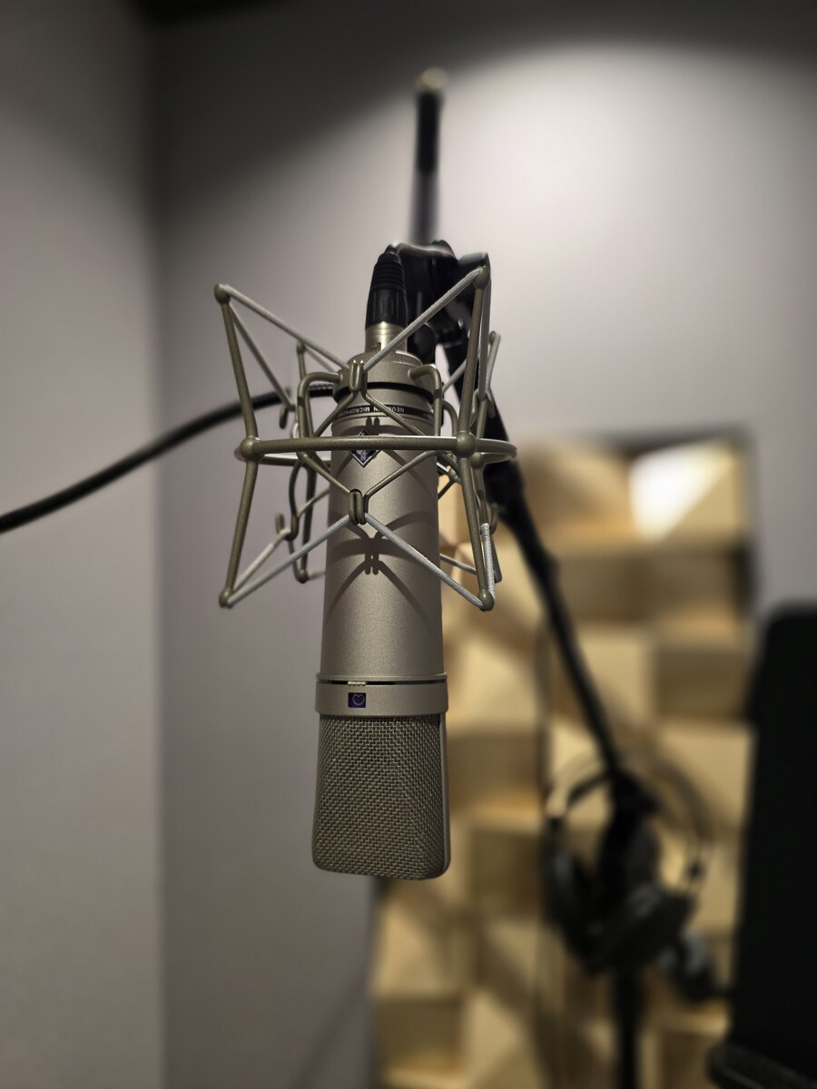 Music Gear Setup by berry_in_the_box featuring Neumann U87 Ai