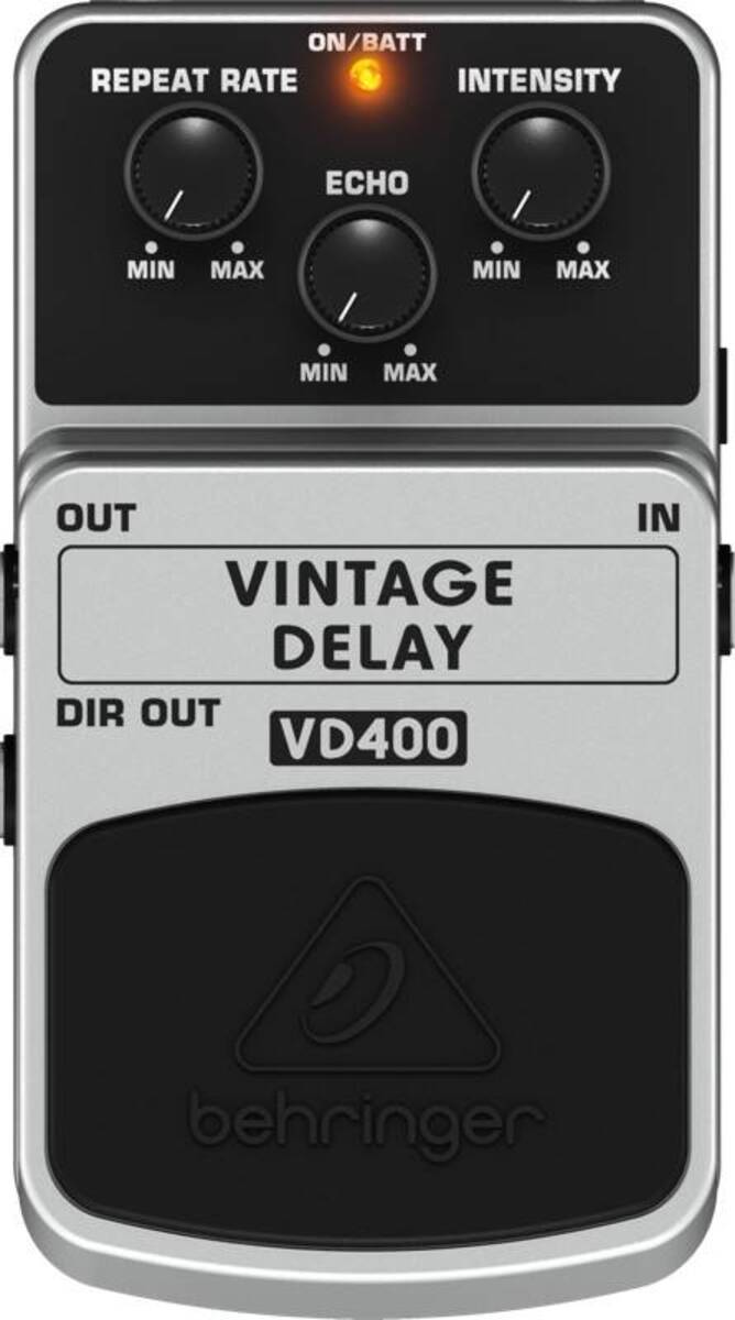 Pedalboard by mrbody featuring Behringer VD400 Vintage Delay