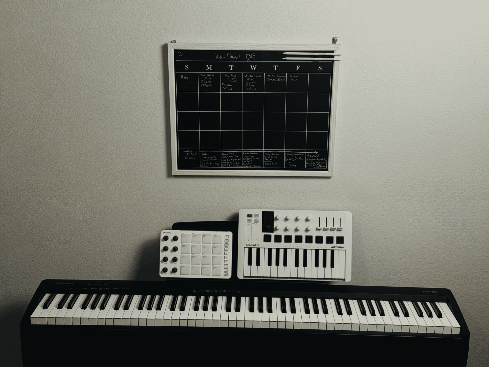 Roland Synth Setup by pyokyakult featuring Roland FP-10 and Arturia MiniLab 3 25 Slim-key Controller