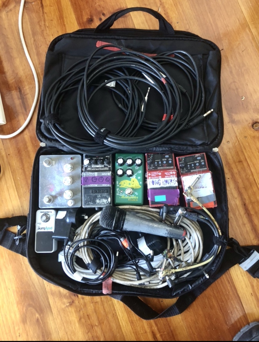Boss Pedalboard by julian_medor featuring Boss RV-3 Digital Reverb/Delay, Boss RC-3 Loop Station, and TC Electronic PolyTune 2 Mini and 1 more piece of gear