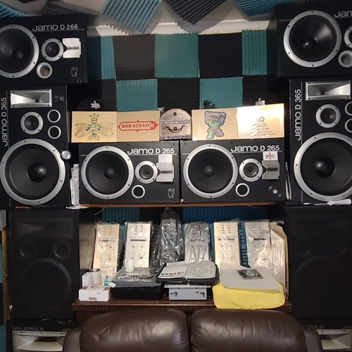 turn_tables's gear photo