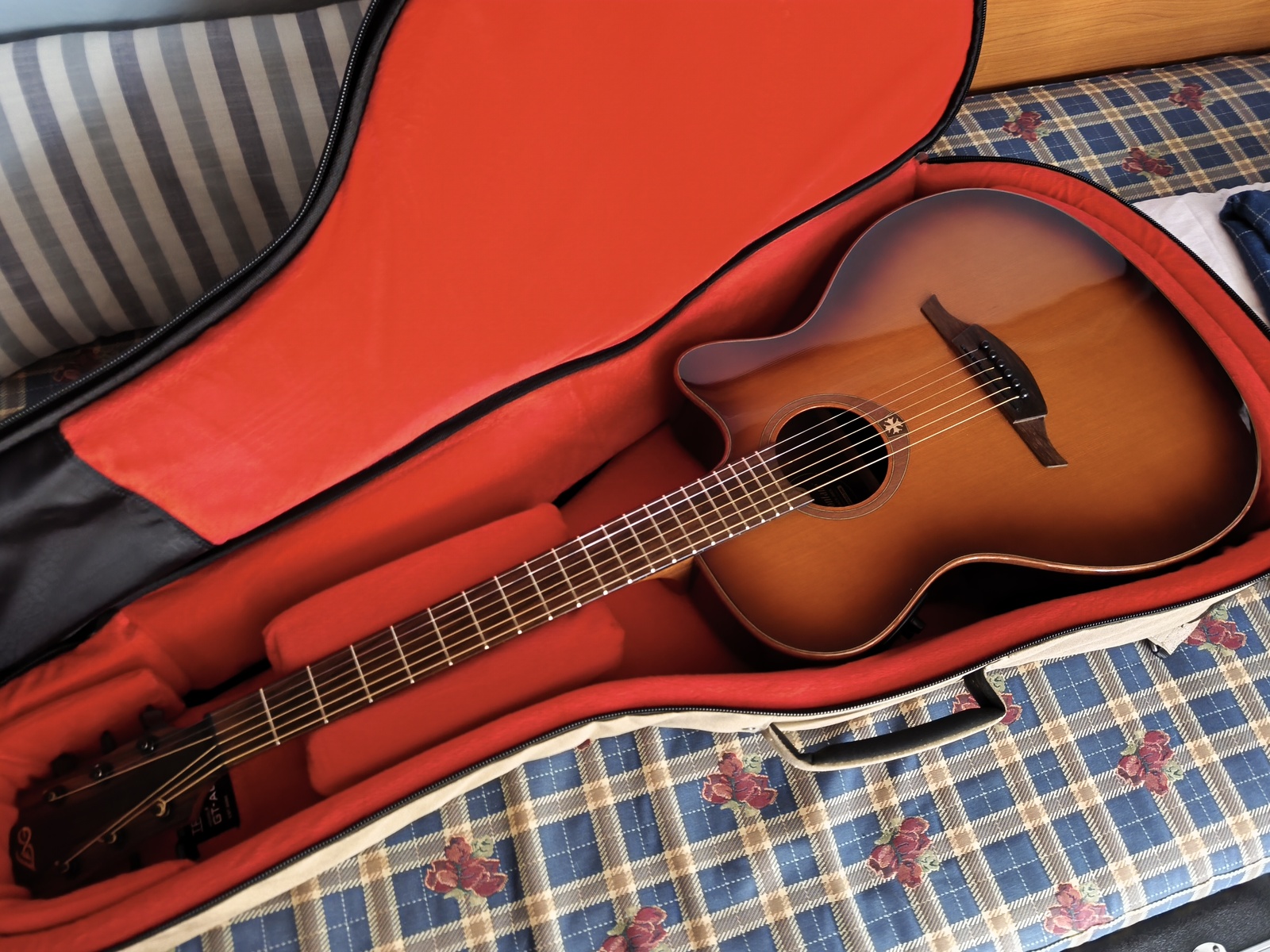 Music Gear Setup by george_pantsios featuring LAG Tramontane T100DCE
