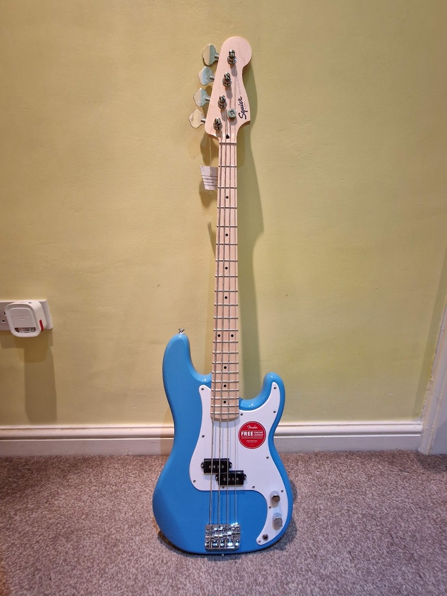 Music Gear Setup by jdmattinson featuring Squier Precision Bass