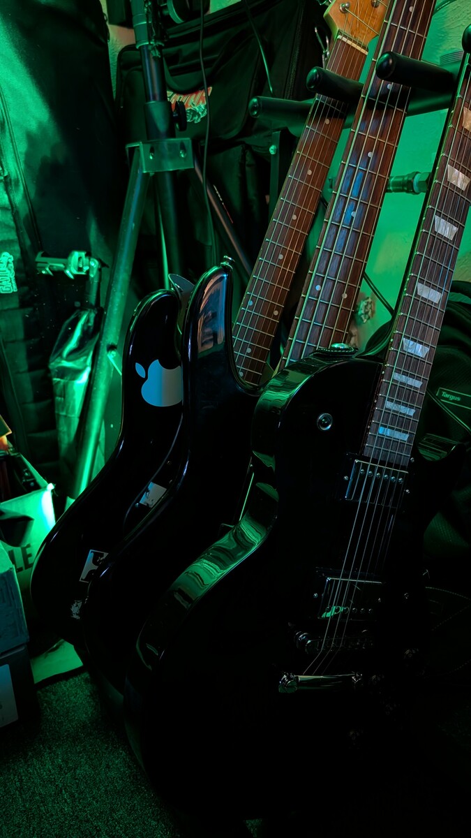 Metal Studio Setup by freezeetch featuring Gibson Les Paul Studio, Ibanez GSR205, and Gator G-PG-61 SLIM Pro-Go Series Gig Bag for Slim 61-key Keyboards