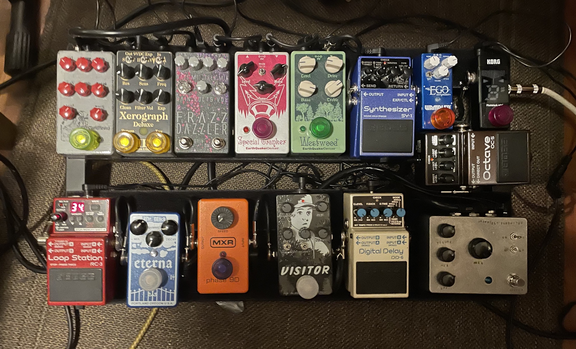 Pedalboard by charlie_be featuring Boss SY-1 Synthesizer, Fairfield Circuitry Randy's Revenge, and Old Blood Noise Endeavors Visitor Parallel Multi-Modulator and 12 more pieces of gear