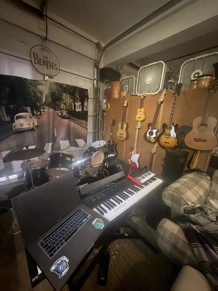 Music Gear Setup by the_idolescents featuring Epiphone Casino Coupe, Tacoma OP-2 Olympia Parlor Guitar, and Squier Bronco Affinity and 9 more pieces of gear
