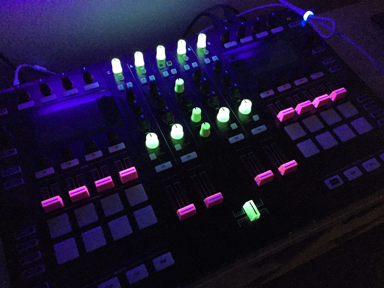 djdonovanvega's music gear photo