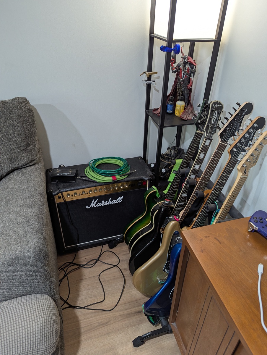 Amp Rig by fleetwood_crack featuring Marshall DSL40C, Fender Stratocaster Electric Guitar, and Squier Contemporary Jaguar HH ST and 3 more pieces of gear