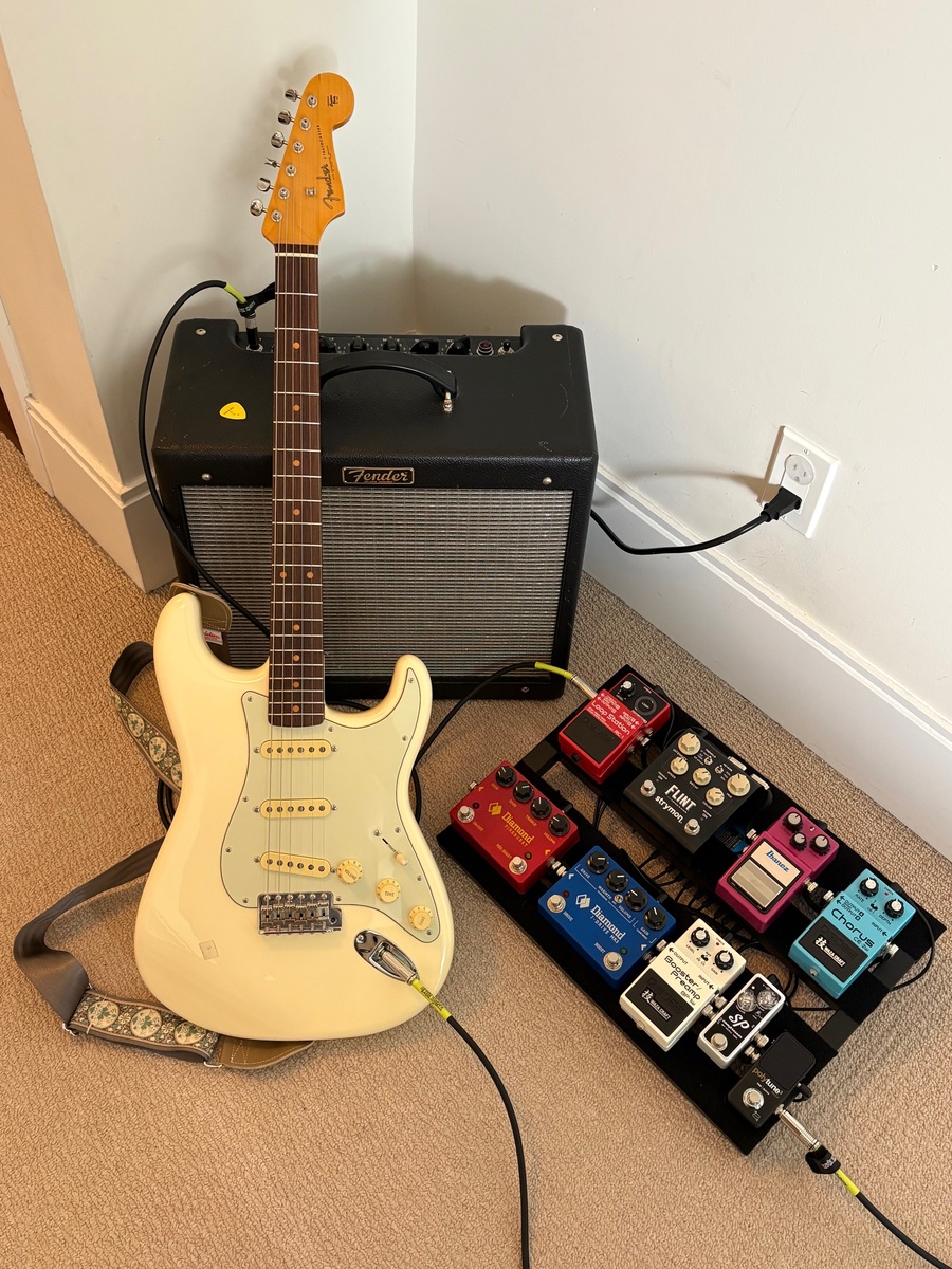 Country Pedalboard by zacsmith featuring Fender Blues Junior III 15W 1x12 Tube Guitar Combo Amp, Fender American Vintage II '61 Stratocaster, and TC Electronic PolyTune 3 Noir and 8 more pieces of gear