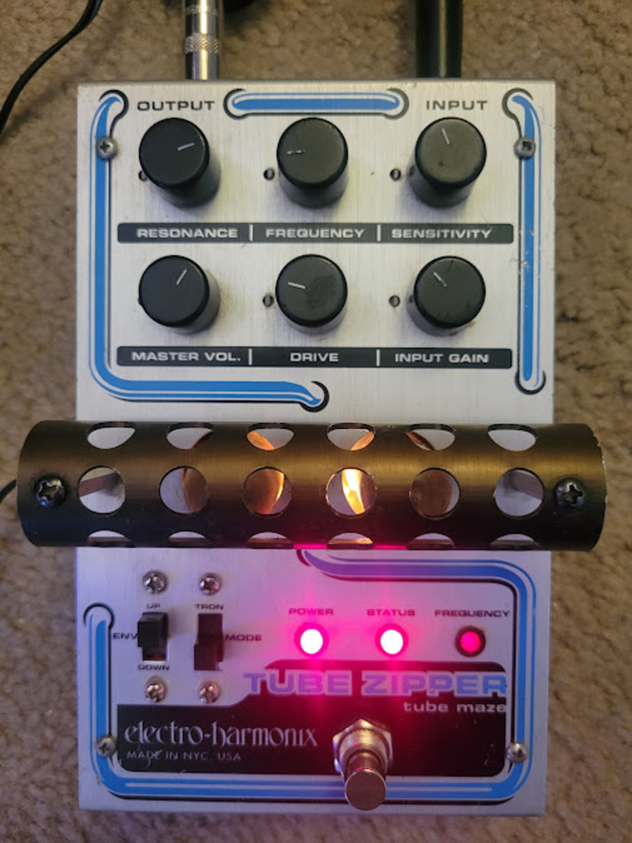 Pedalboard by shok featuring Electro-Harmonix Tube Zipper